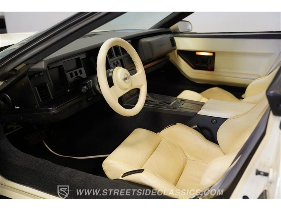 1988 Chevrolet Corvette C4 - Image 2 of 31