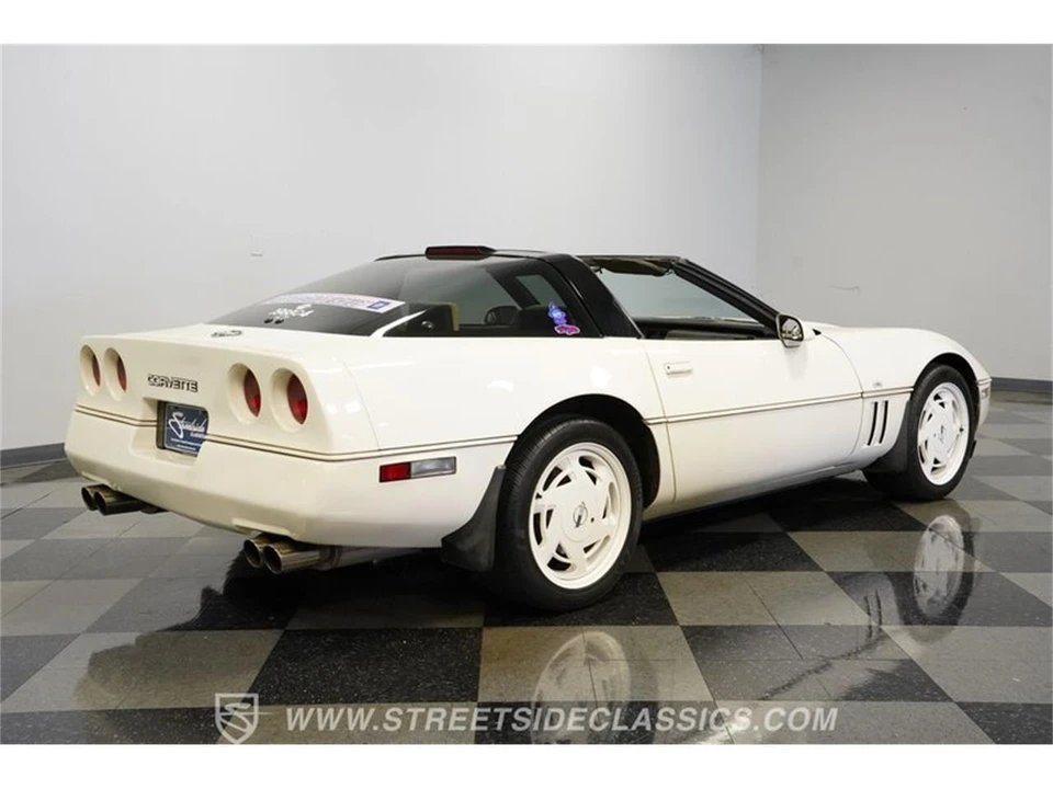 1988 Chevrolet Corvette C4 - Image 11 of 31