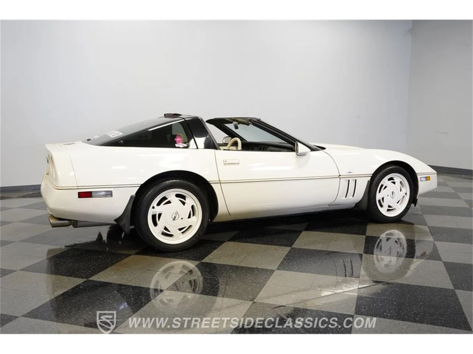 1988 Chevrolet Corvette C4 - Image 12 of 31
