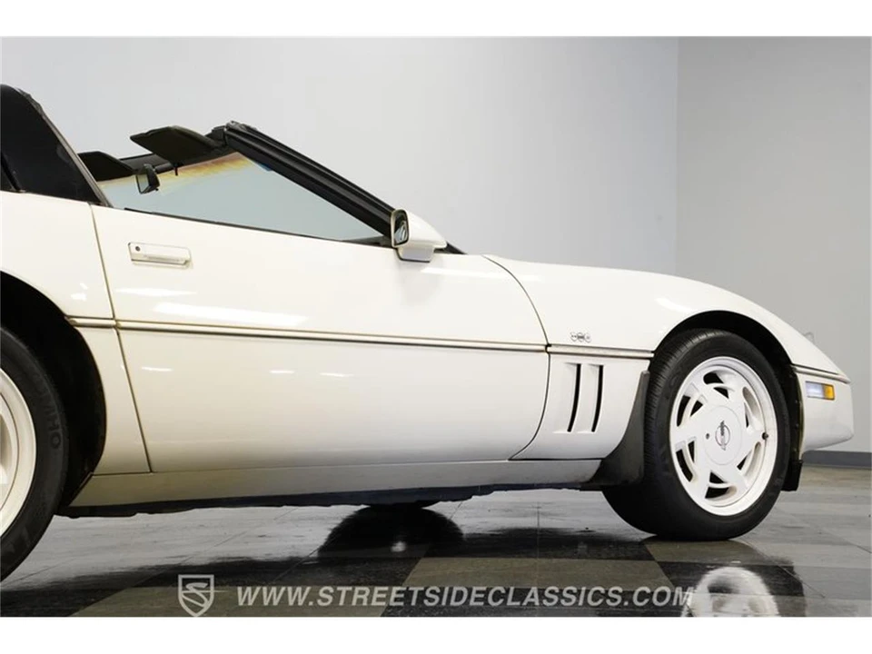 1988 Chevrolet Corvette C4 - Image 27 of 31