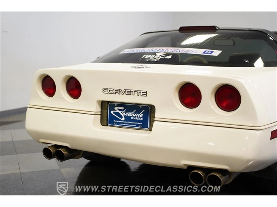 1988 Chevrolet Corvette C4 - Image 25 of 31