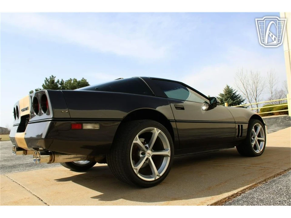 1988 Chevrolet Corvette C4 - Image 22 of 31