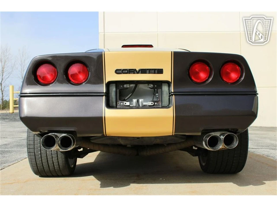 1988 Chevrolet Corvette C4 - Image 23 of 31