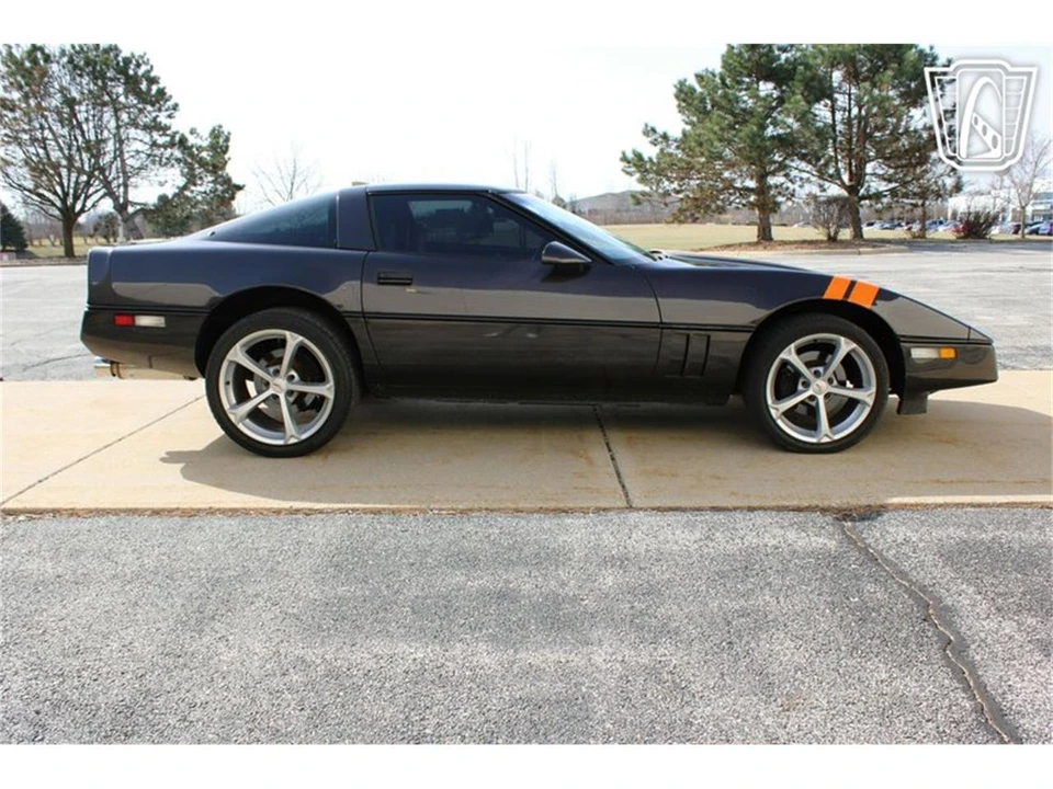 1988 Chevrolet Corvette C4 - Image 14 of 31