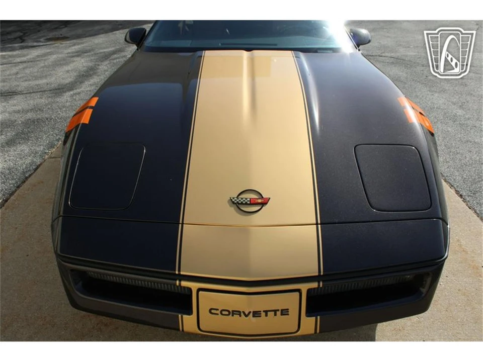 1988 Chevrolet Corvette C4 - Image 25 of 31