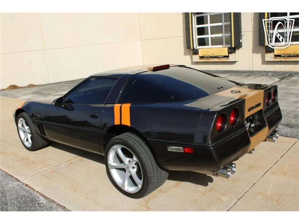 1988 Chevrolet Corvette C4 - Image 10 of 31