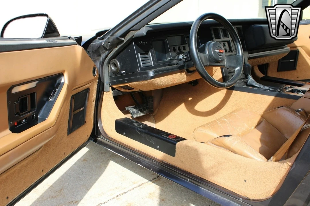 1988 Chevrolet Corvette C4 - Image 18 of 21