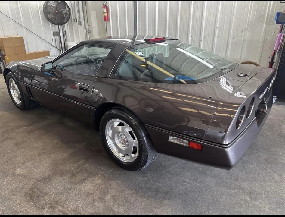 1988 Chevrolet Corvette C4 - Image 4 of 10