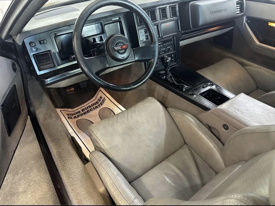 1988 Chevrolet Corvette C4 - Image 6 of 10