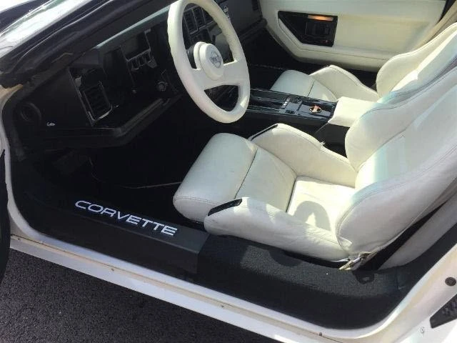 1988 Chevrolet Corvette C4 - Image 18 of 21