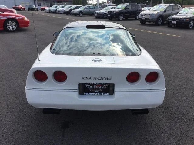 1988 Chevrolet Corvette C4 - Image 7 of 21