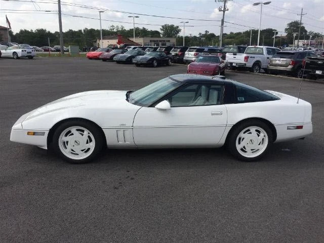 1988 Chevrolet Corvette C4 - Image 16 of 21
