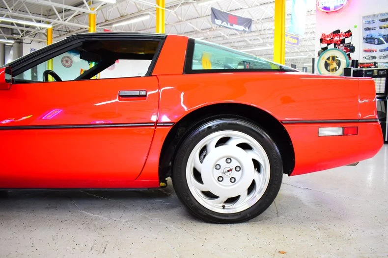 1988 Chevrolet Corvette C4 - Image 23 of 31
