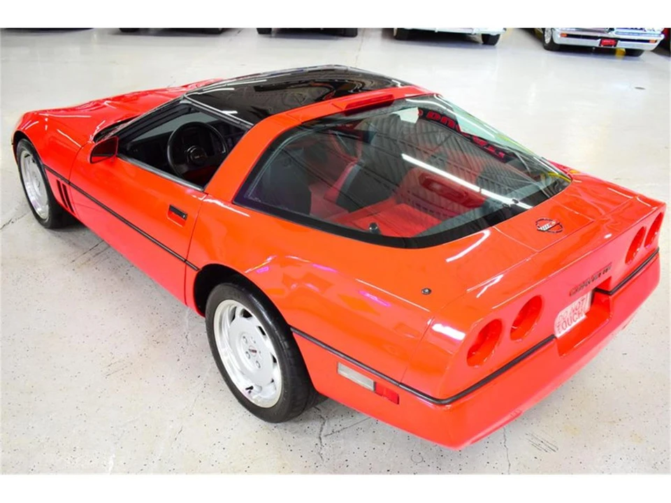 1988 Chevrolet Corvette C4 - Image 16 of 31