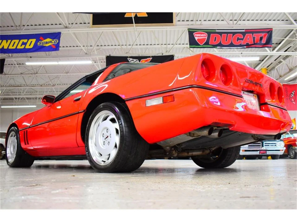 1988 Chevrolet Corvette C4 - Image 17 of 31