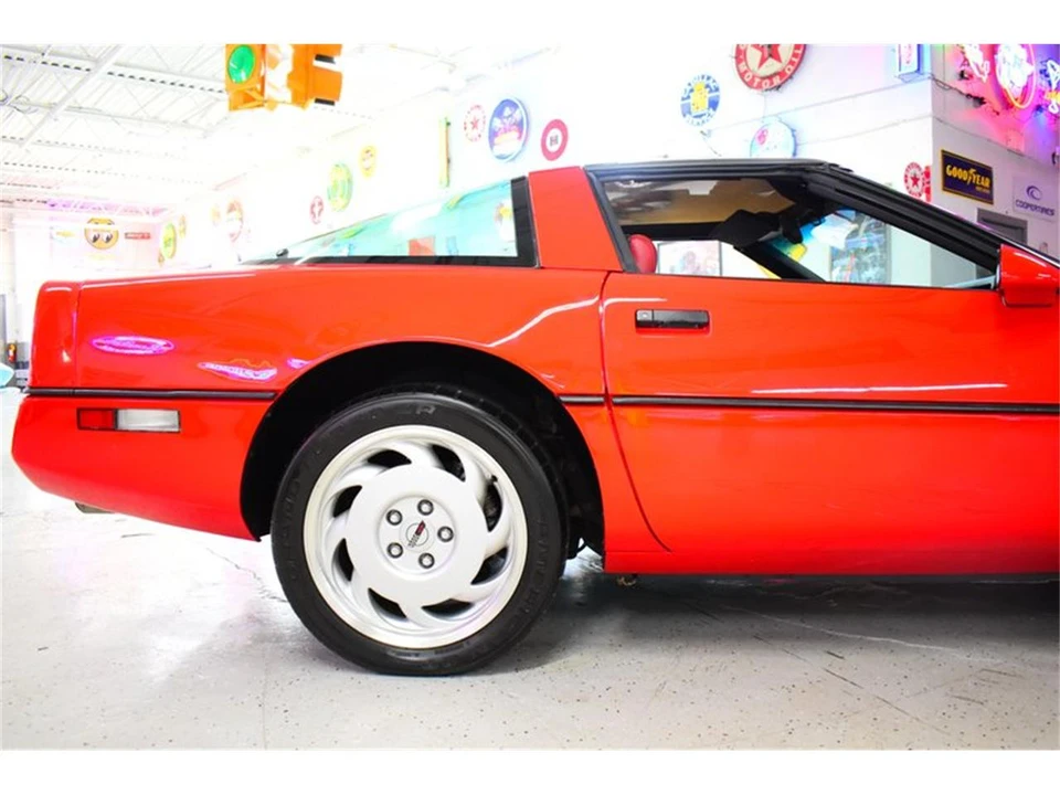 1988 Chevrolet Corvette C4 - Image 7 of 31