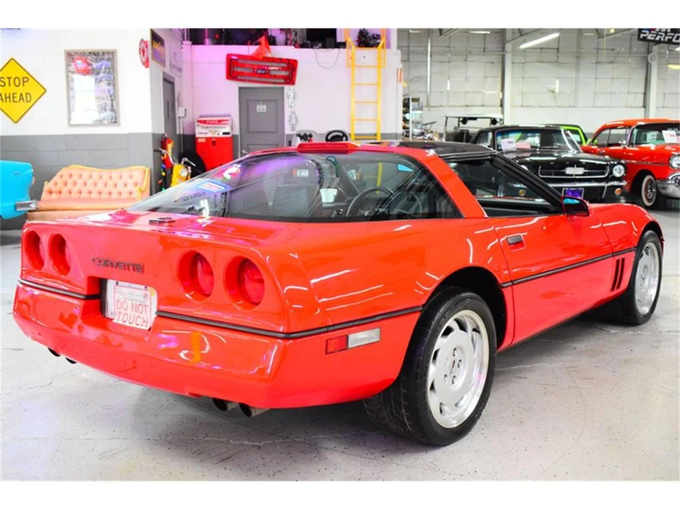 1988 Chevrolet Corvette C4 - Image 9 of 31