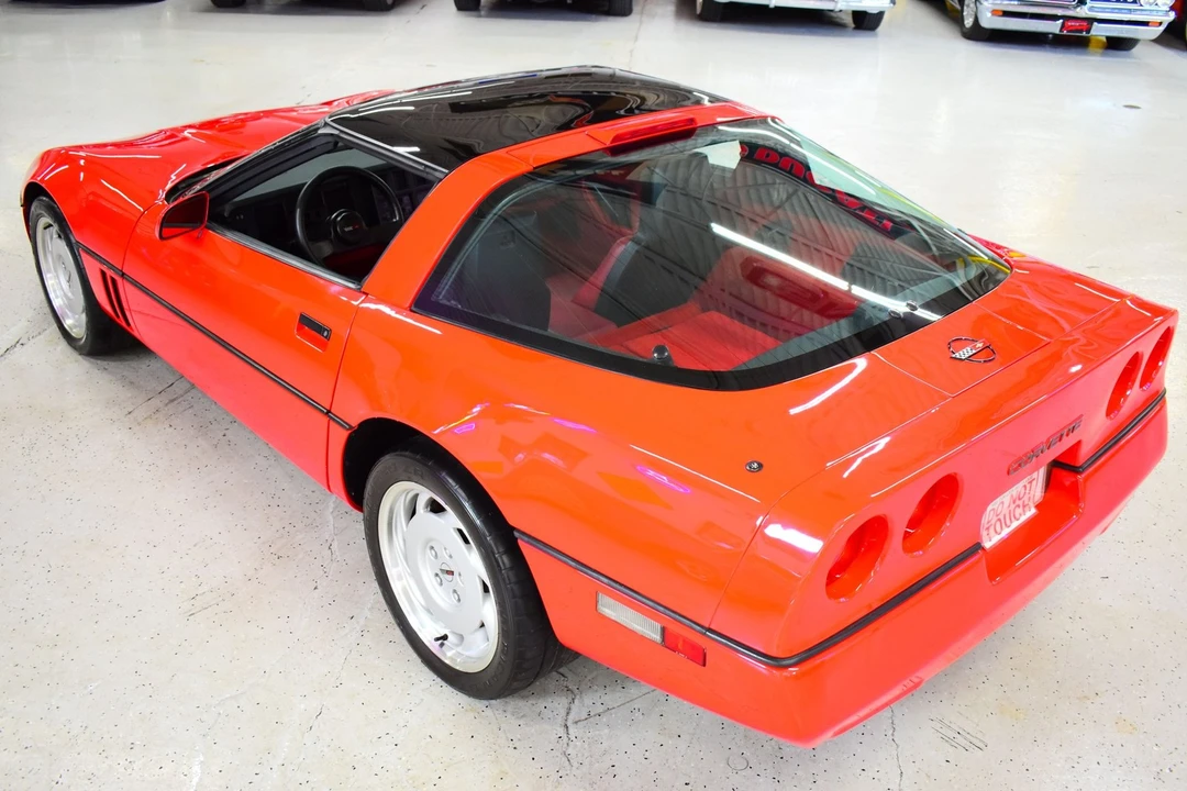 1988 Chevrolet Corvette C4 - Image 16 of 20