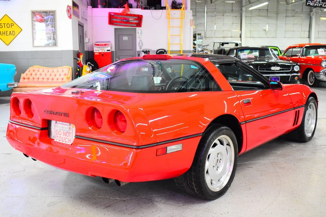 1988 Chevrolet Corvette C4 - Image 9 of 20