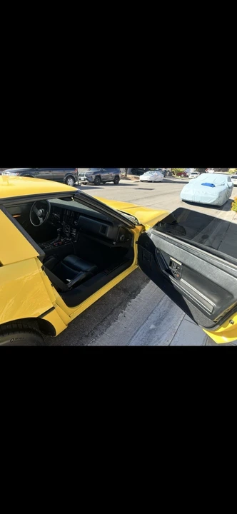 1988 Chevrolet Corvette C4 - Image 4 of 24