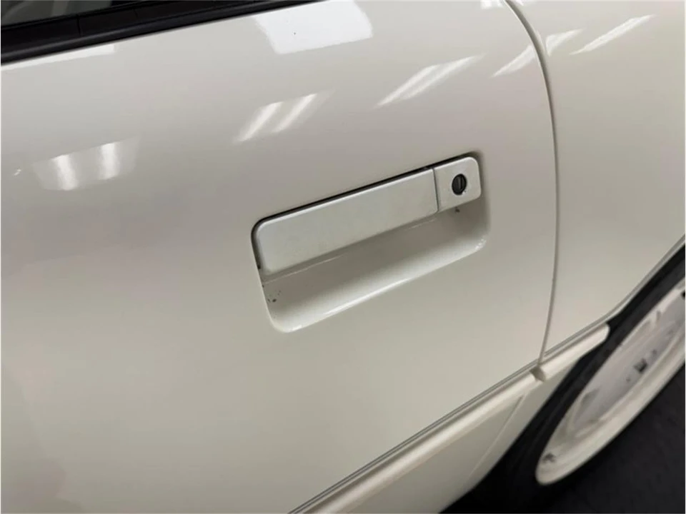 1988 Chevrolet Corvette C4 - Image 21 of 31