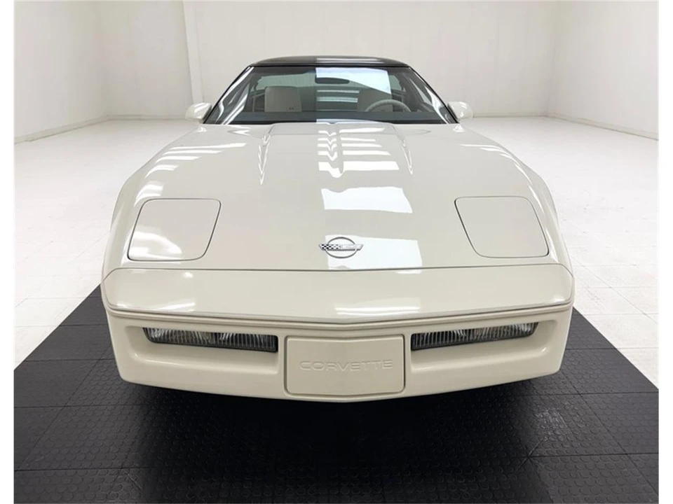 1988 Chevrolet Corvette C4 - Image 11 of 31