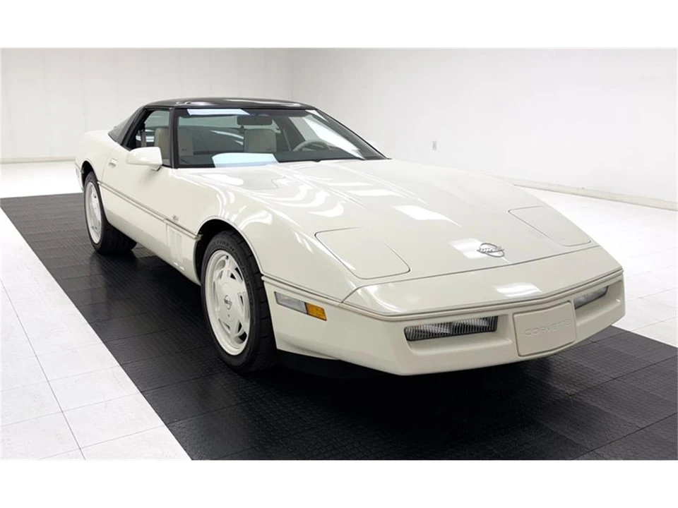 1988 Chevrolet Corvette C4 - Image 10 of 31