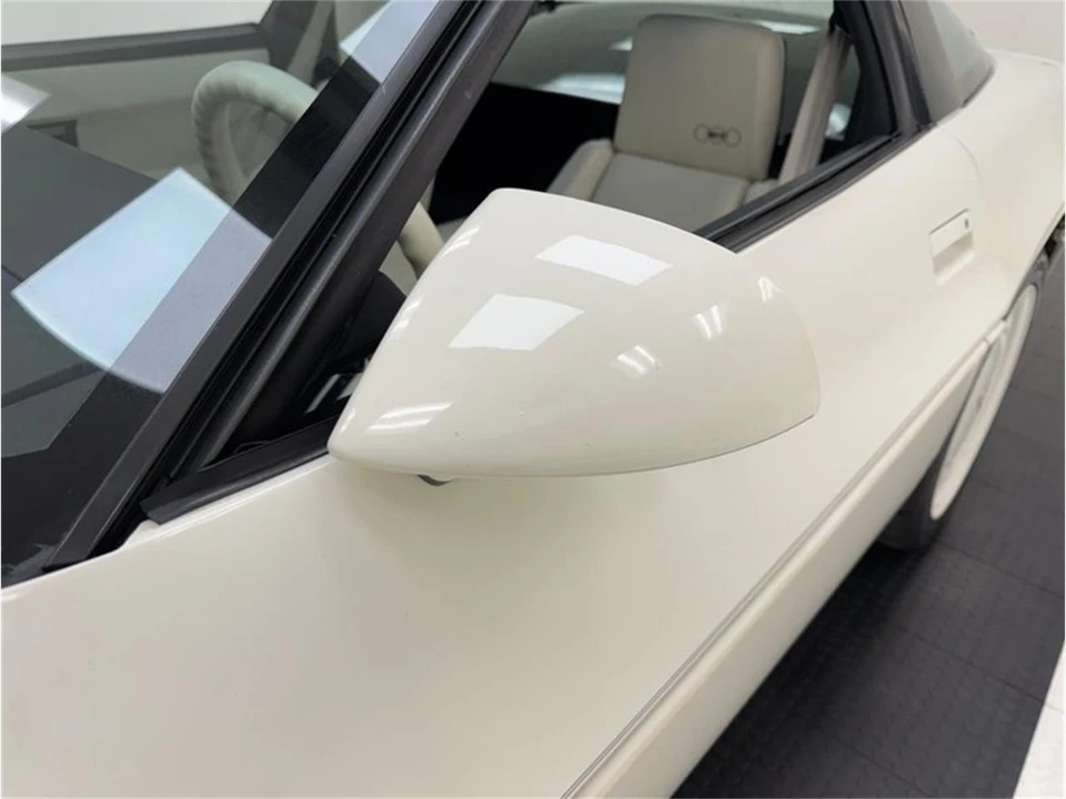 1988 Chevrolet Corvette C4 - Image 20 of 31