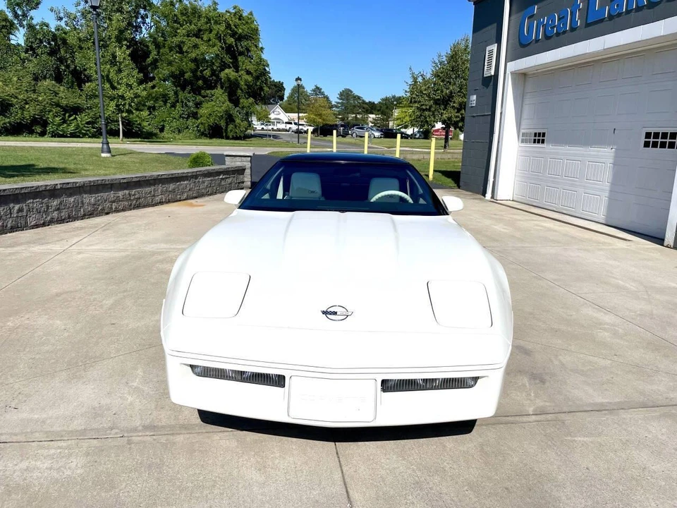 1988 Chevrolet Corvette C4 - Image 10 of 31