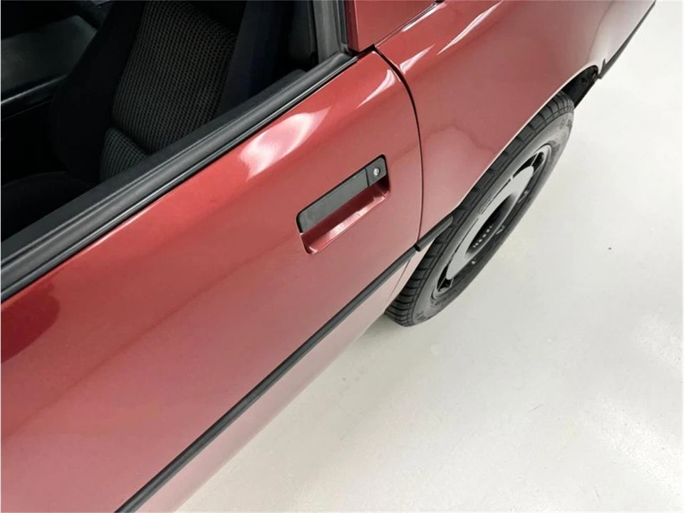1988 Chevrolet Corvette C4 - Image 14 of 31