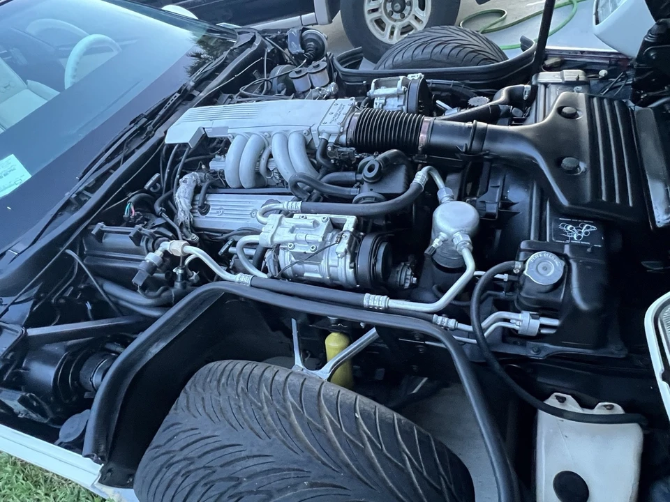 1988 Chevrolet Corvette C4 - Image 14 of 22
