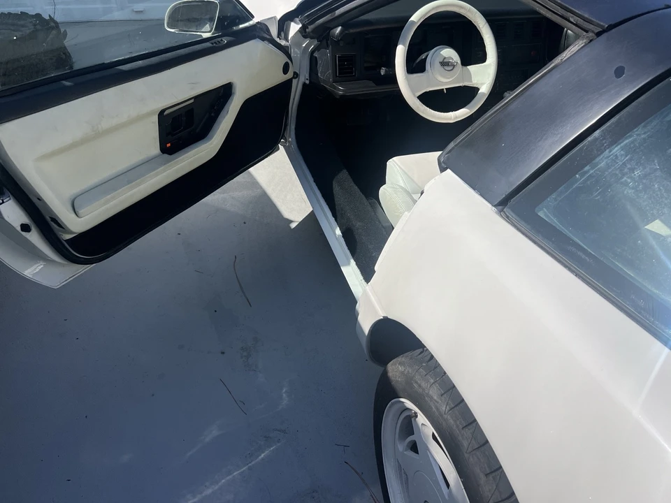 1988 Chevrolet Corvette C4 - Image 7 of 22