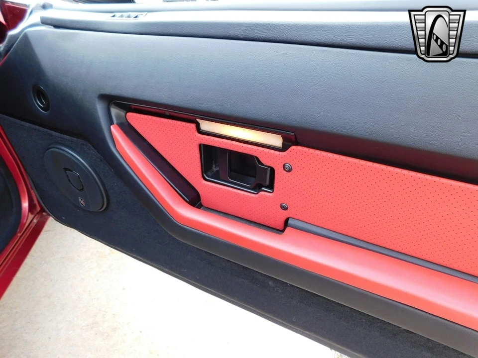 1988 Chevrolet Corvette C4 - Image 18 of 21