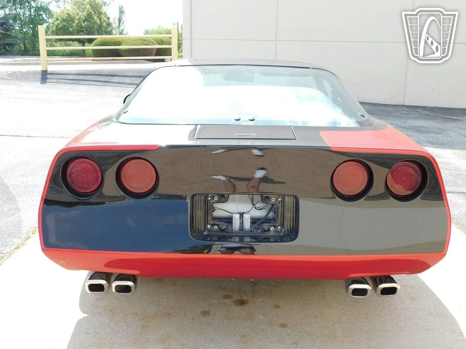 1988 Chevrolet Corvette C4 - Image 17 of 21