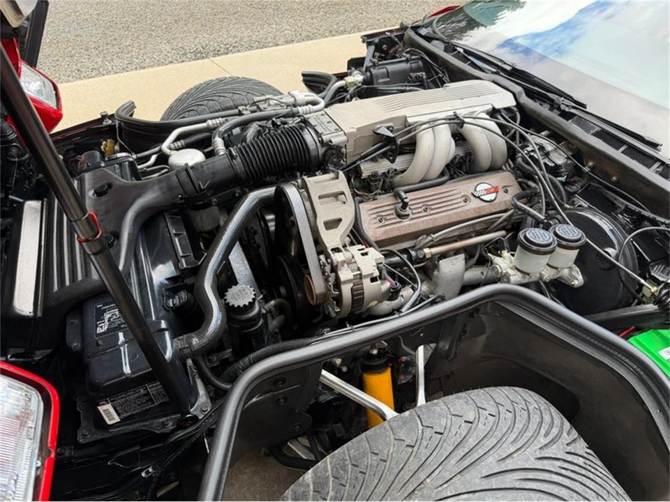 1988 Chevrolet Corvette C4 - Image 14 of 31