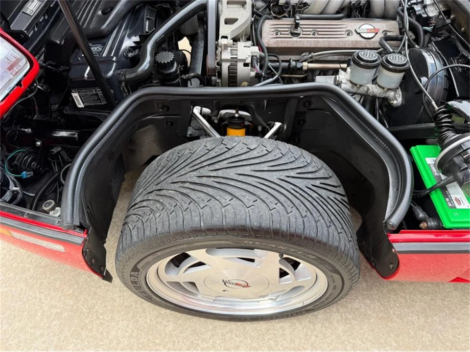 1988 Chevrolet Corvette C4 - Image 15 of 31