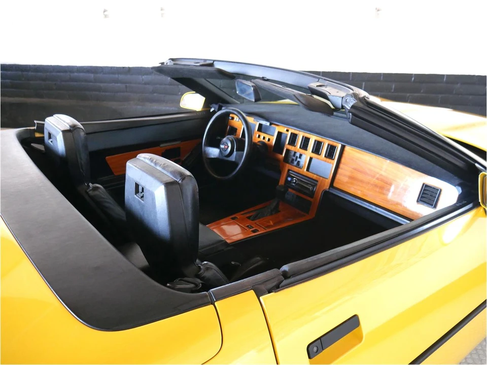 1988 Chevrolet Corvette C4 - Image 15 of 31