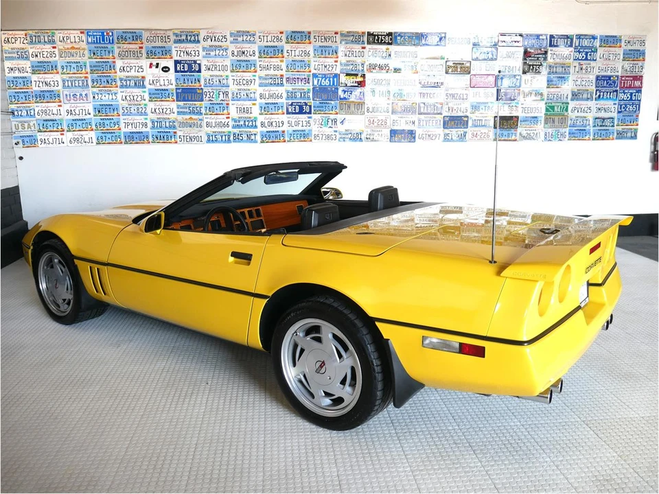 1988 Chevrolet Corvette C4 - Image 17 of 31