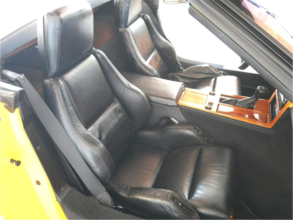 1988 Chevrolet Corvette C4 - Image 19 of 31