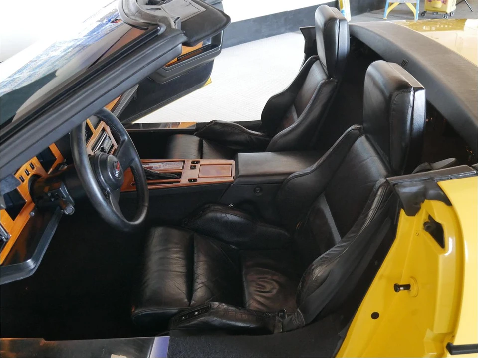 1988 Chevrolet Corvette C4 - Image 21 of 31