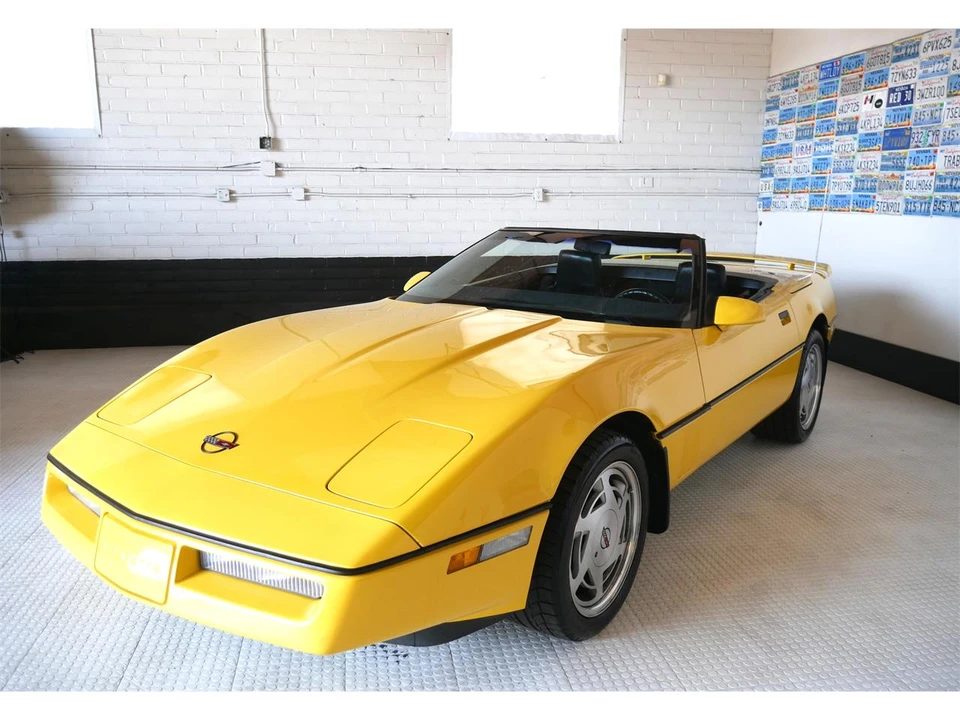 1988 Chevrolet Corvette C4 - Image 8 of 31