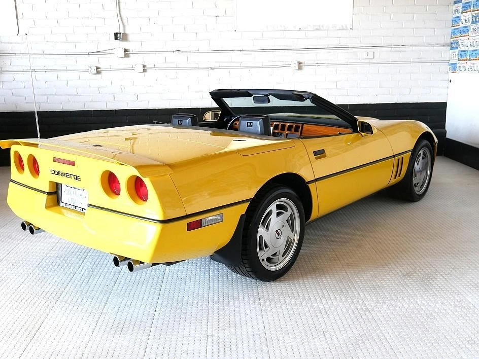 1988 Chevrolet Corvette C4 - Image 18 of 21