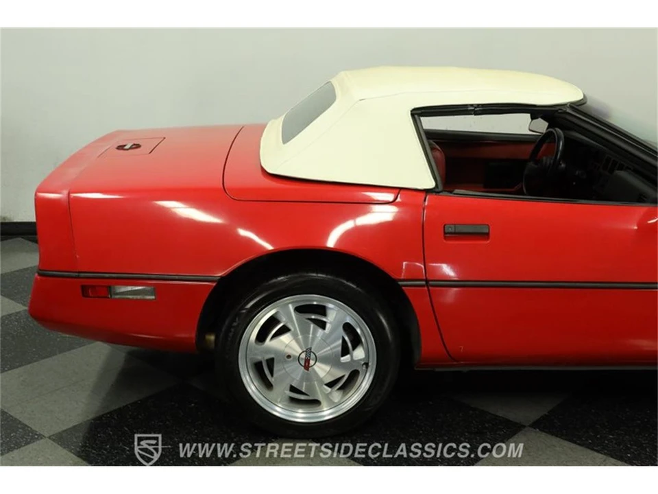 1988 Chevrolet Corvette C4 - Image 28 of 31