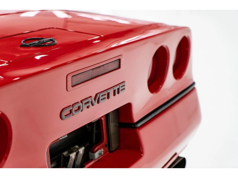 1988 Chevrolet Corvette C4 - Image 6 of 31