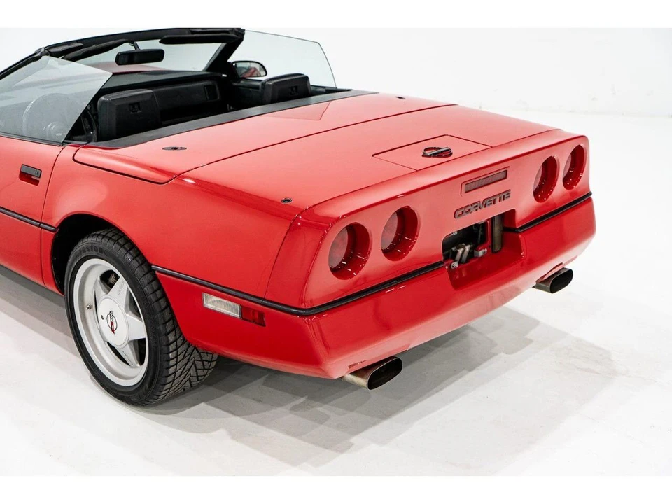 1988 Chevrolet Corvette C4 - Image 27 of 31