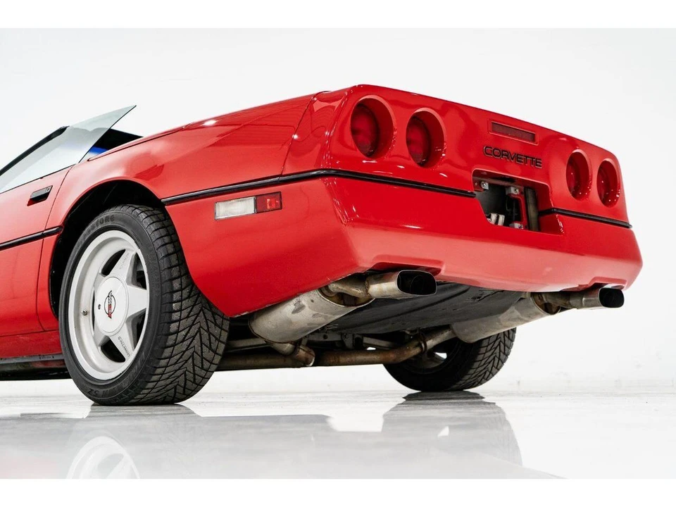 1988 Chevrolet Corvette C4 - Image 28 of 31