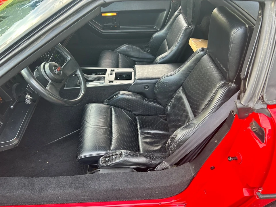 1988 Chevrolet Corvette C4 - Image 8 of 31