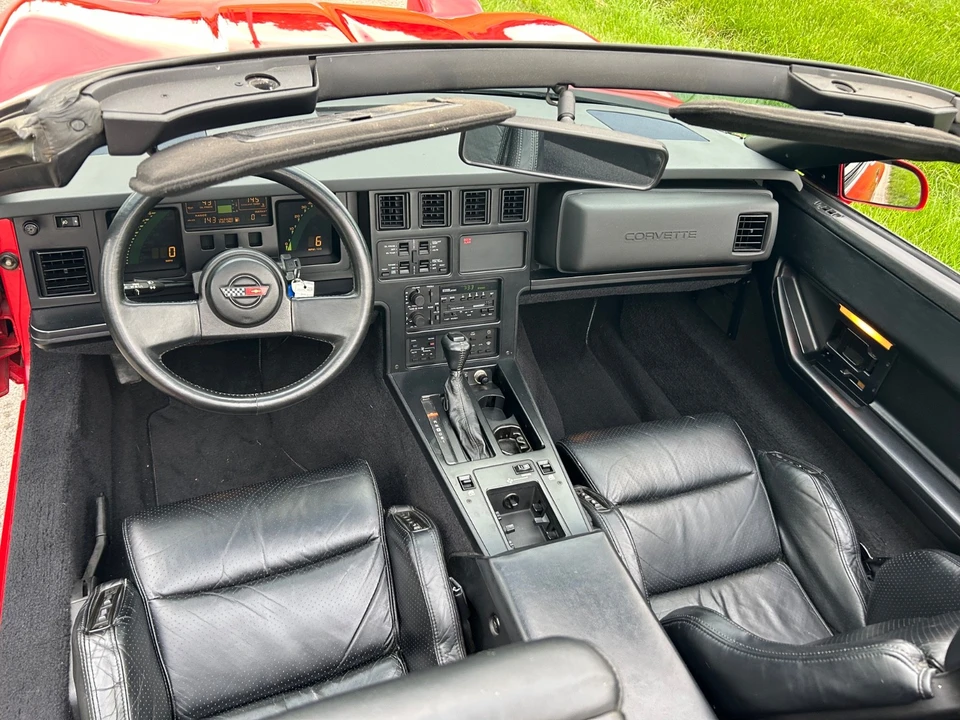 1988 Chevrolet Corvette C4 - Image 19 of 31