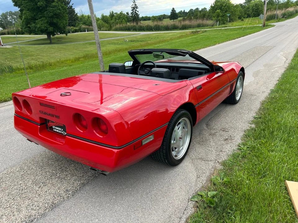 1988 Chevrolet Corvette C4 - Image 15 of 31