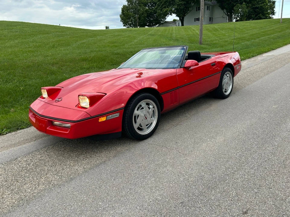 1988 Chevrolet Corvette C4 - Image 18 of 31